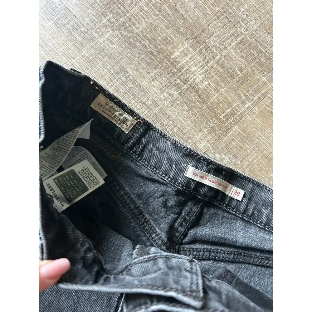 Levi's Jeans 70s High Slim straight Premium Womens 29 Faded Black Denim - Picture 5 of 11
